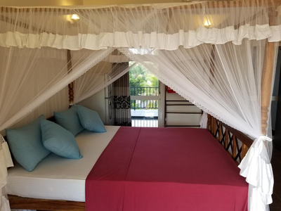 Coral Palm Villa and Apartment