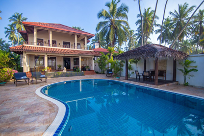 Lanka Beach Grand Villa