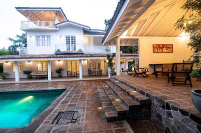 The Villa By R