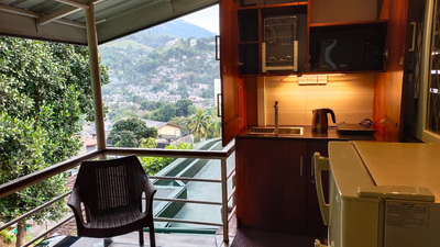 Marvel Hills Kandy