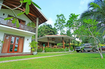 Villa Peacock
