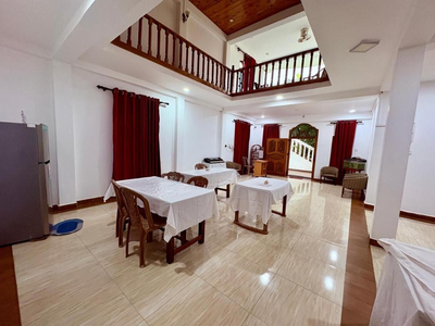 Pearl Rest