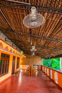 Thisha Hotel & Restaurant