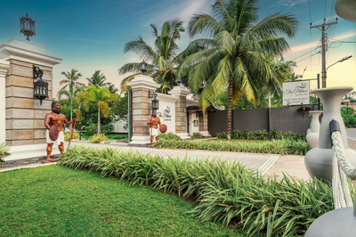 The Palace by Ocean