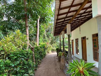 Midigama Inn
