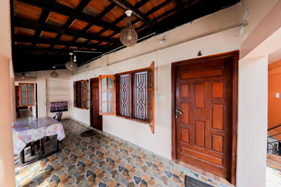 Lagoon Breeze Resort