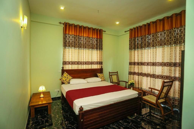 Apartments by Nirosha Guest House