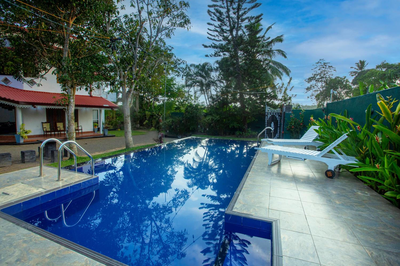 Gold Cinnamon Villa