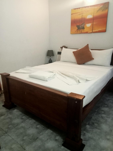 Oviniru Beach Hotel
