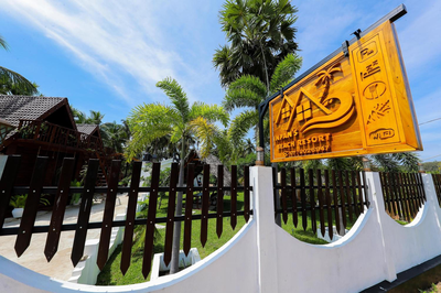 Inpan's beach resort Batticaloa