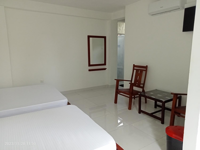 kingdom gate hotel