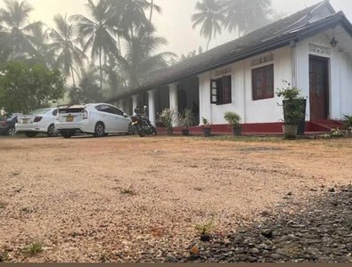 Paththuwa Walawwa - පත්තුව වලව්ව