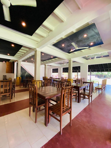 Green Island Hotel Waikkal