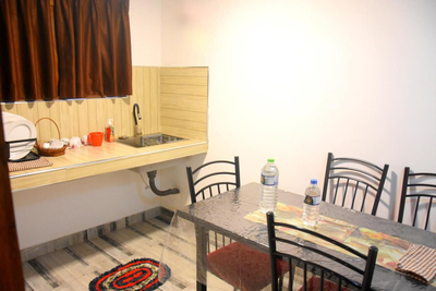 Ramboda Tunnel Corner Cabana