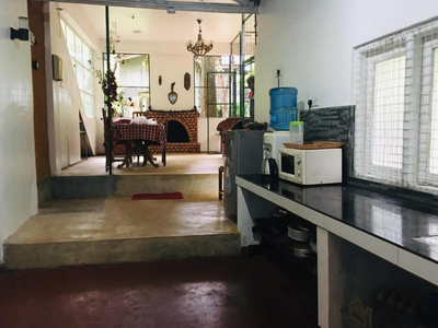 Ella Odyssey Exchange Hotel & Camp side