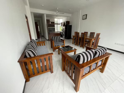 Holiday Villa Guest Host, Mount Lavinia