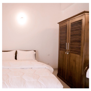 Diyawanna Villa - Deluxe Double Room in Colombo