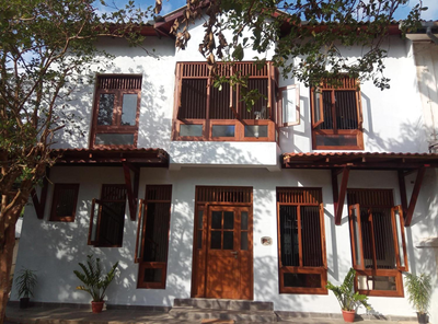Pearl of Kandy
