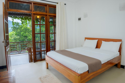 3 Arch Shiimmer Villa