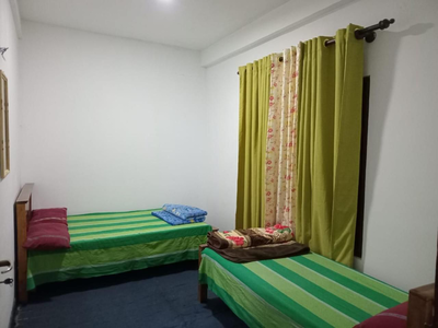 Sayst home
