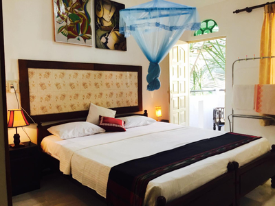 Holiday Nest Bed & Breakfast