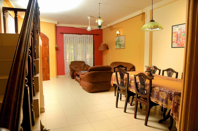 Holiday Nest Bed & Breakfast
