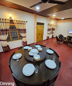 Lovely 4 bedroom top floor home in Kokkuvil East