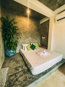 Sesatha waters edge villa
