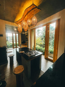 Sesatha waters edge villa