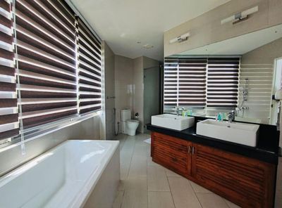Galle Beach Front Duplex 4 Bed Amazing Sea views