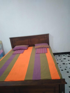අඹ සෙවන Holiday Inn