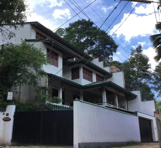 Reverie Hill Bungalow, Kandy