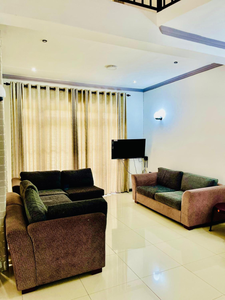 bawana vila