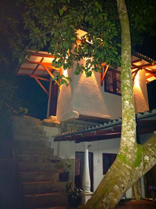 Paradise Villa & Guest House