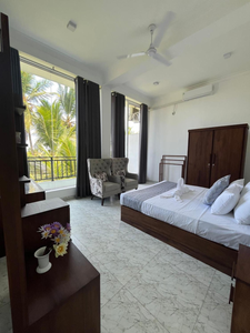 Aaro INN