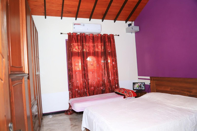 Shara Luxury Holiday Home
