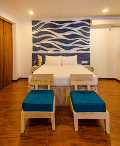 Binnacle Negombo