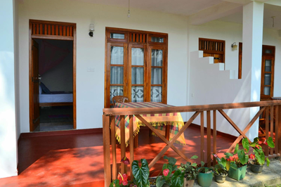Ella Infinity View