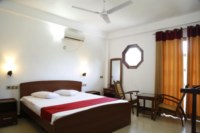 Ananthi HOTELS