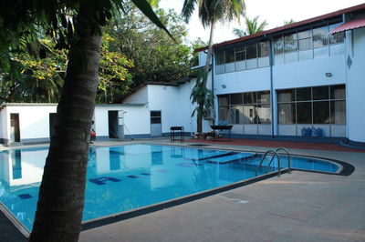 Ananthi HOTELS