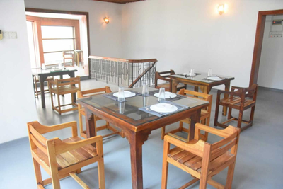 Yellow Birds Resort