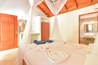De Silva Palm Resort