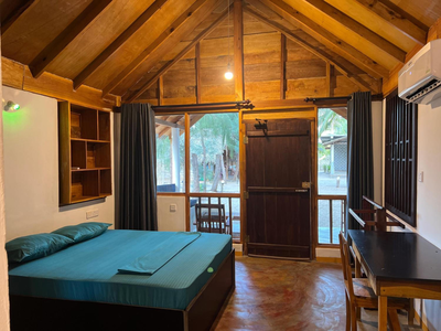 Sand Dune Beach Resort & Surf Camp