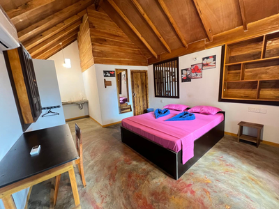 Sand Dune Beach Resort & Surf Camp