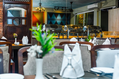 Tropic Inn - Mount Lavinia