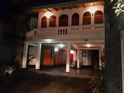 Ceylon Travel and Stay Lodge