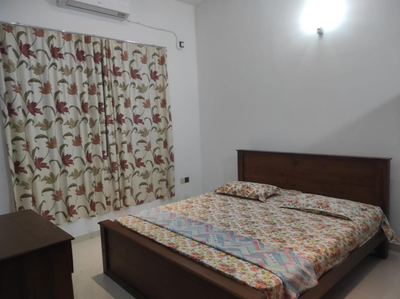 ZAK`S GUESTHOUSE
