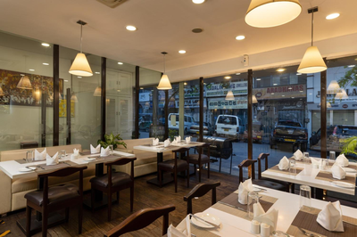 Cafe Aroma Inn