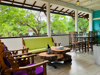 Funky Leopard Safari Lodge Bordering Yala National Park