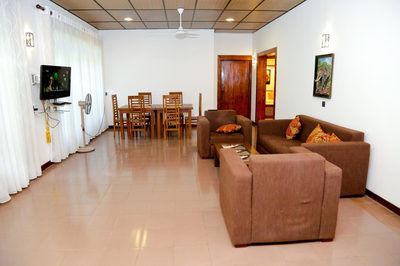 Seven Rich Villa